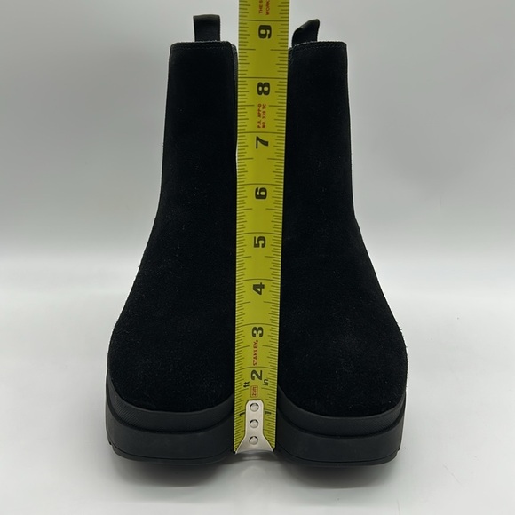 2261- Calvin Klein Jeans Black Platform Suede Ankle Boots Size 7.5 - Picture 5 of 11